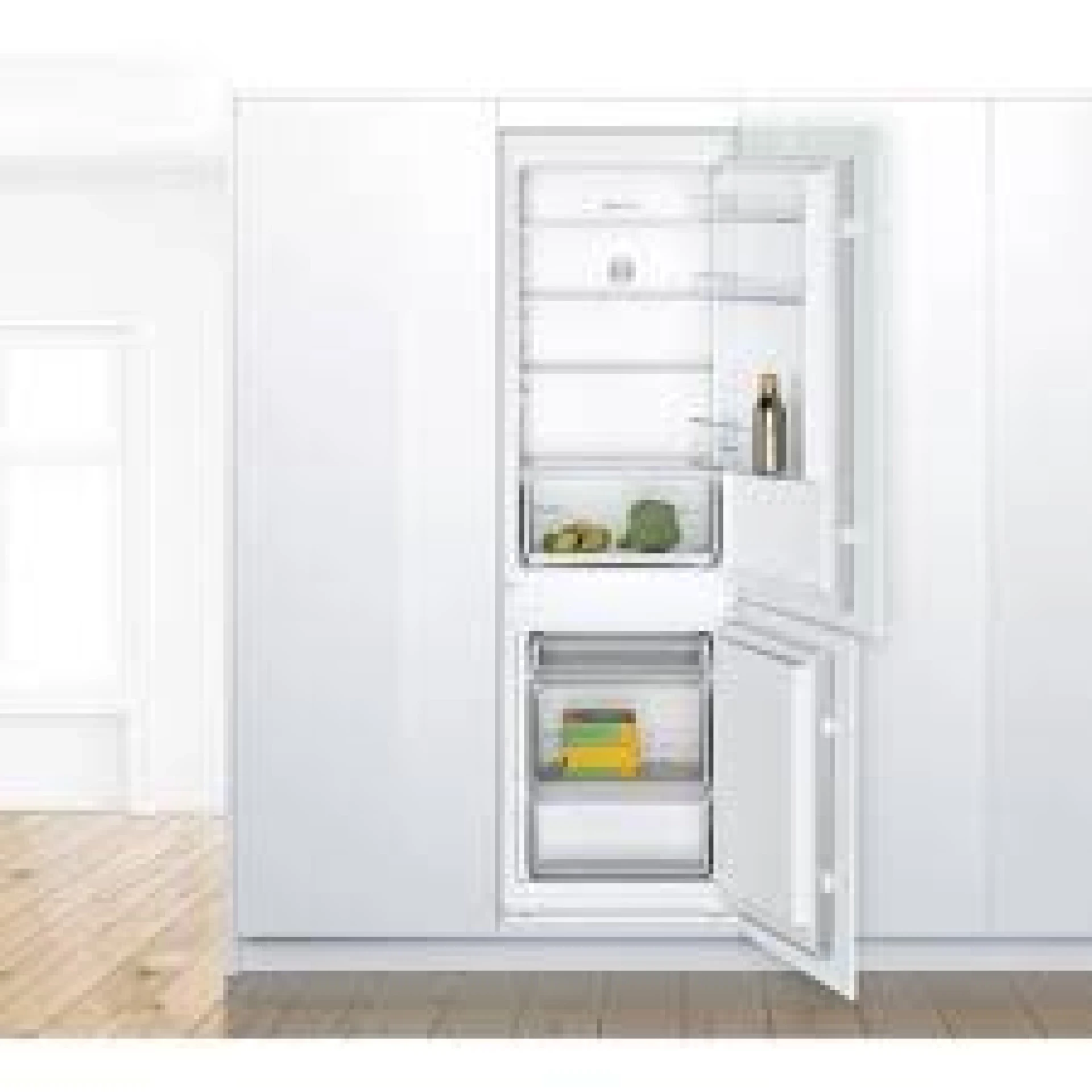 BOSCH frižider KIV86NSF0 ugradbeni