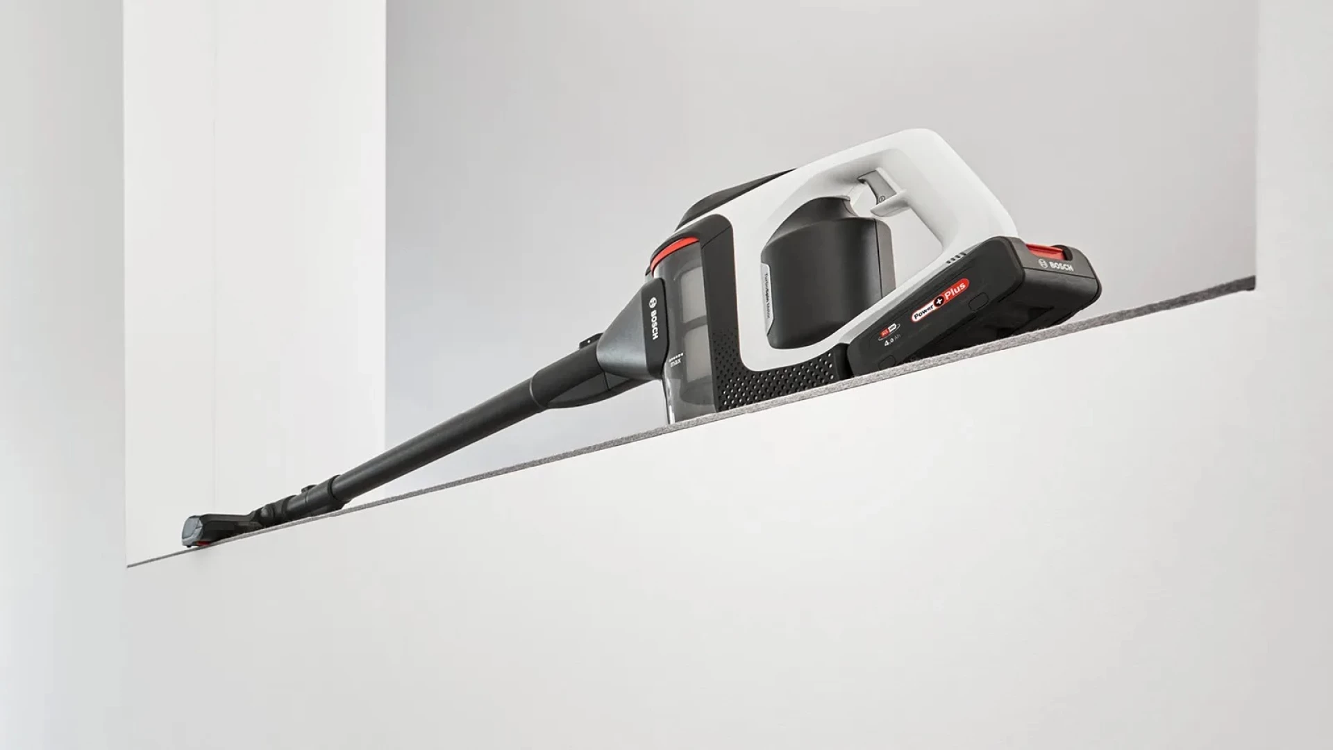 BOSCH usisivač BSS8224