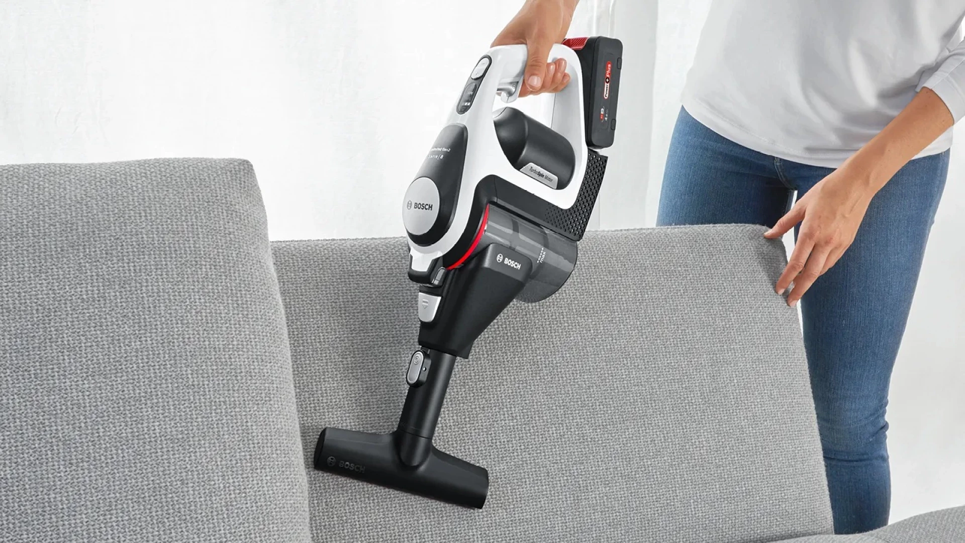 BOSCH usisivač BSS8224