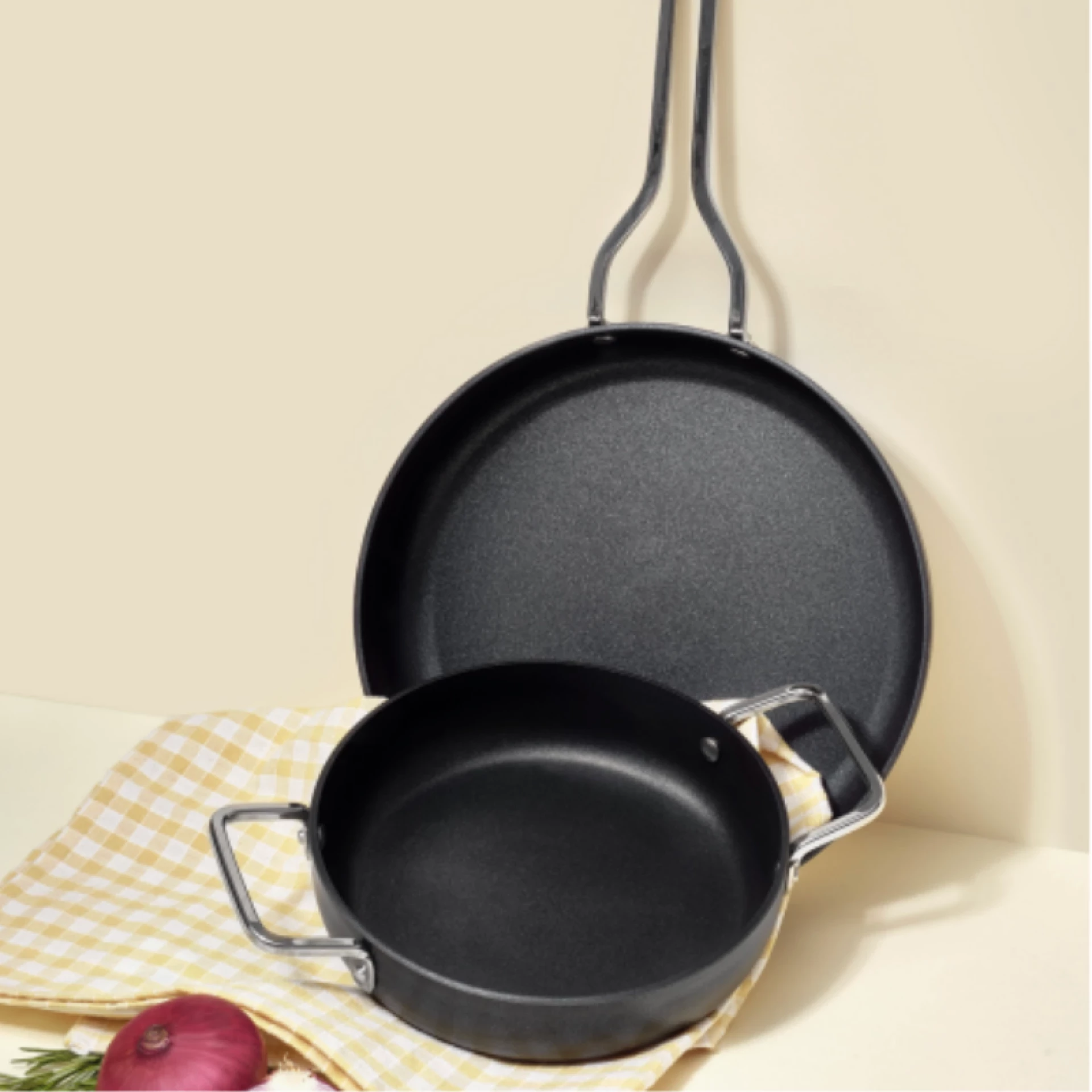 GIGILLI set tava FIN crna 2PCS