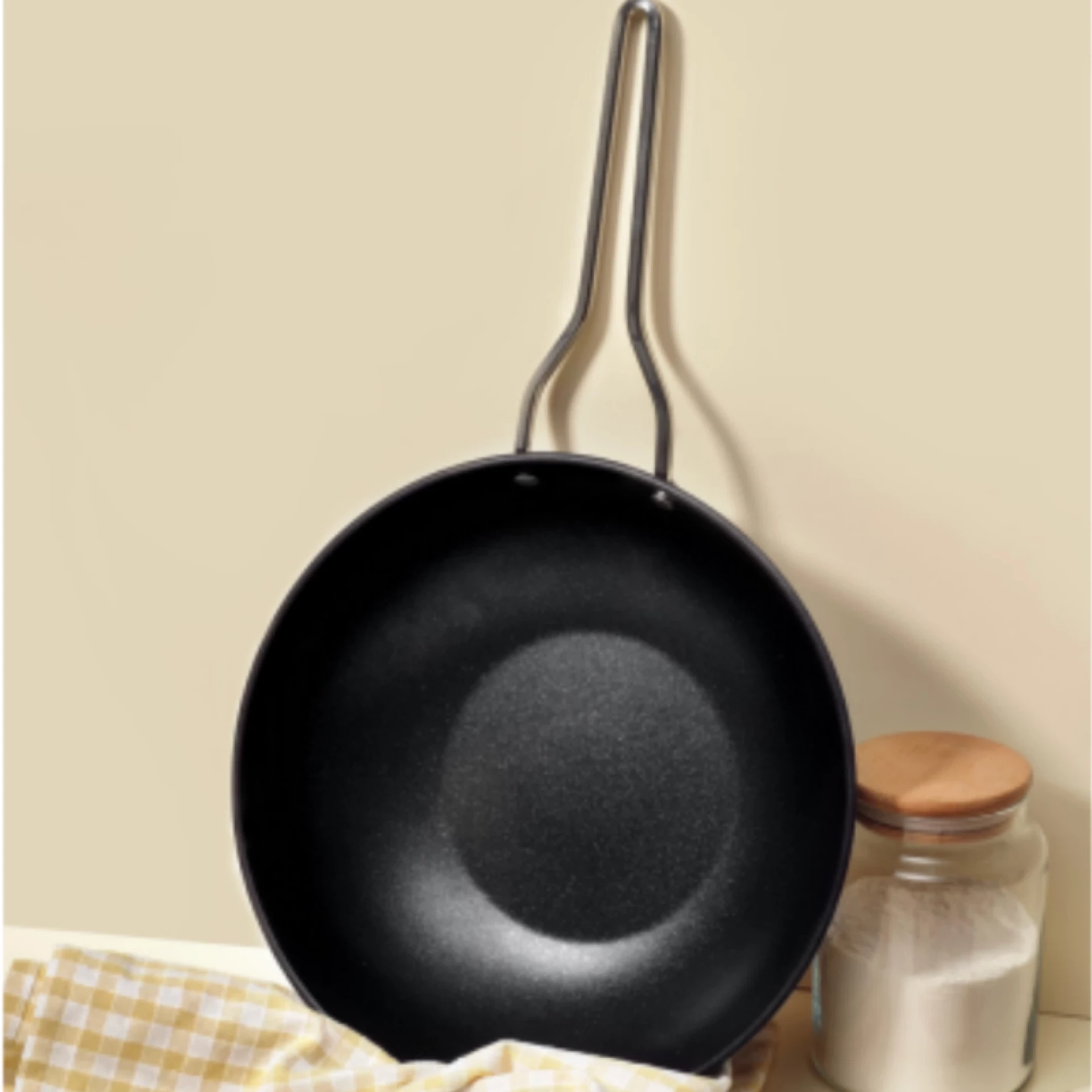 GIGILLI tava wok FIN crna 28cm